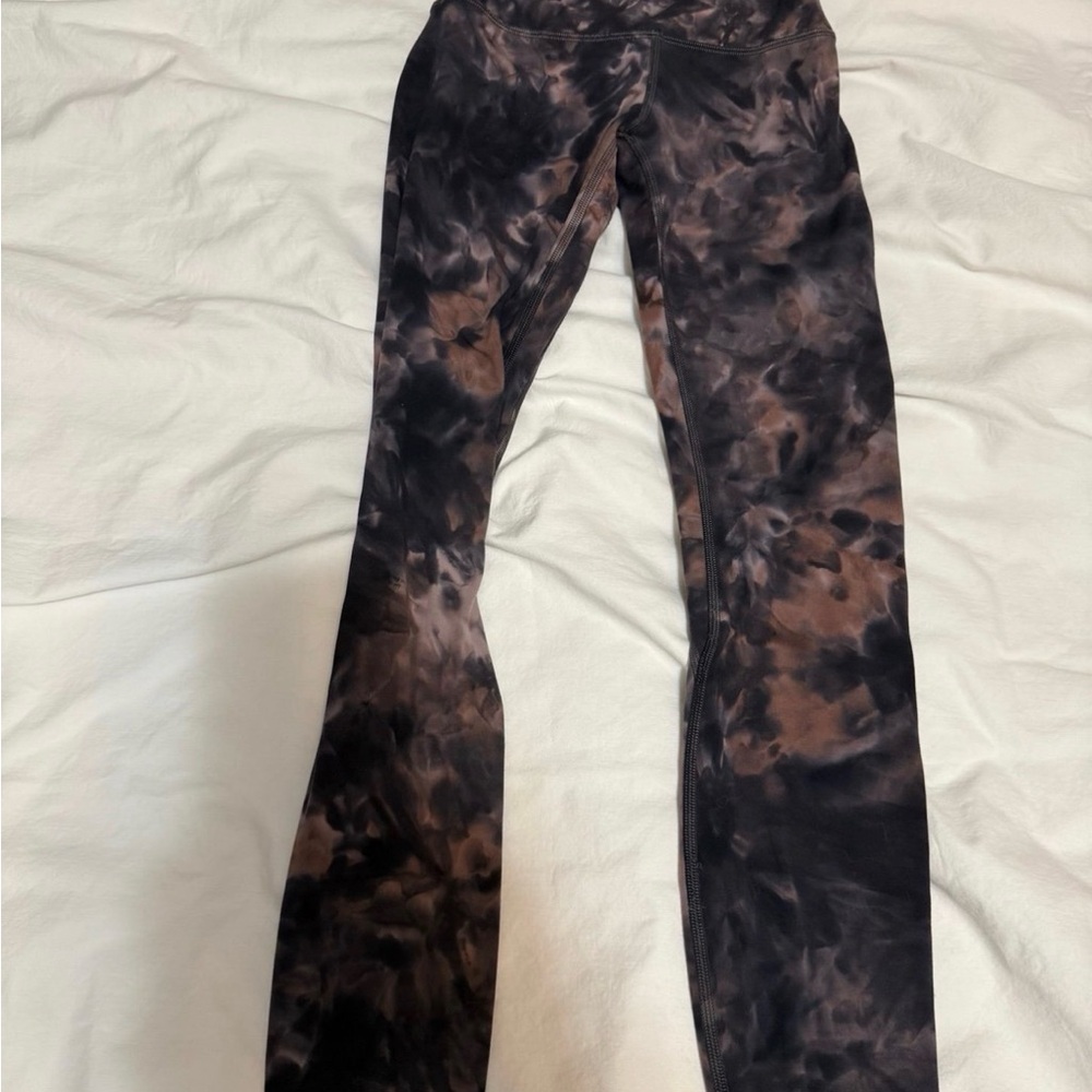 Lululemon leggings Brown & Black.